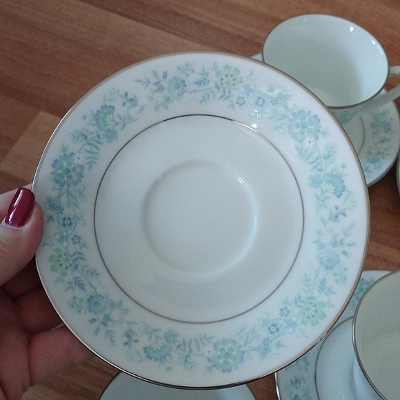 Noritake Milford Footed Cups + Saucers Set, Blue Flowers on White Pattern 2227 - Picture 7 of 12